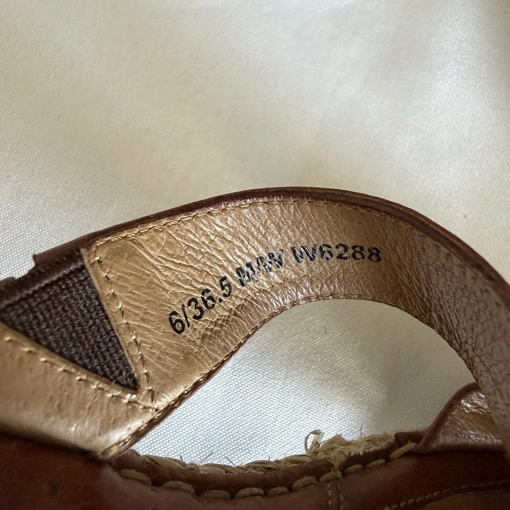 Born Brown Leather Woven Espridrille Wedge Platform  Sandal Women 6 US. 36.5 EU